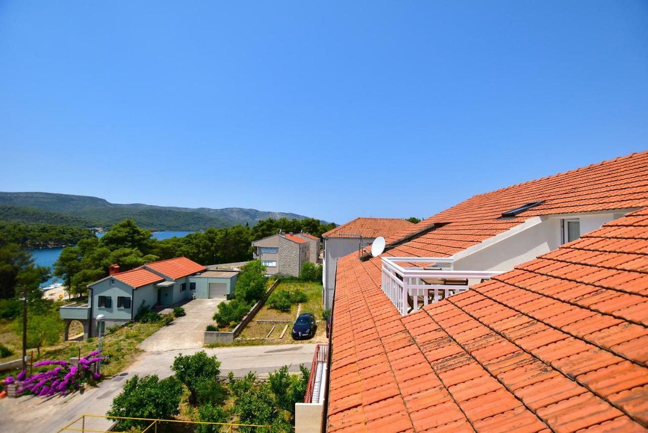 Apartments Sea & Sky Stari Grad  Bagian luar foto